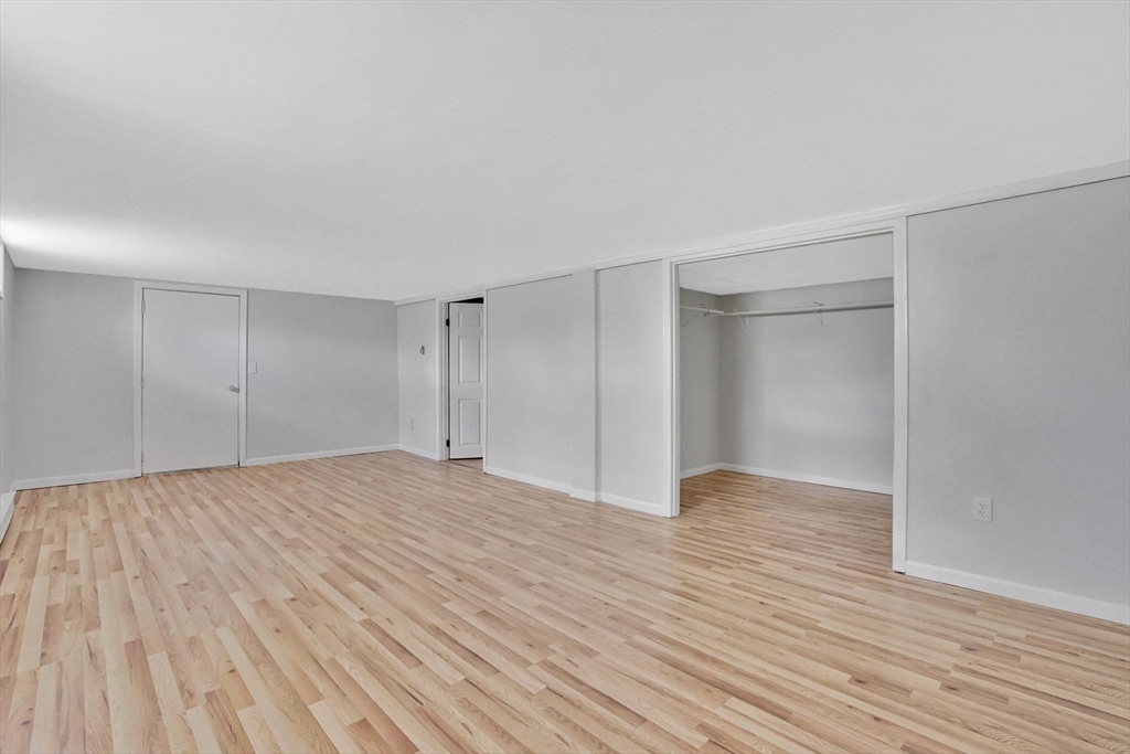 258 Rock Valley Road Holyoke, MA 01040 - Photo 34 of 42