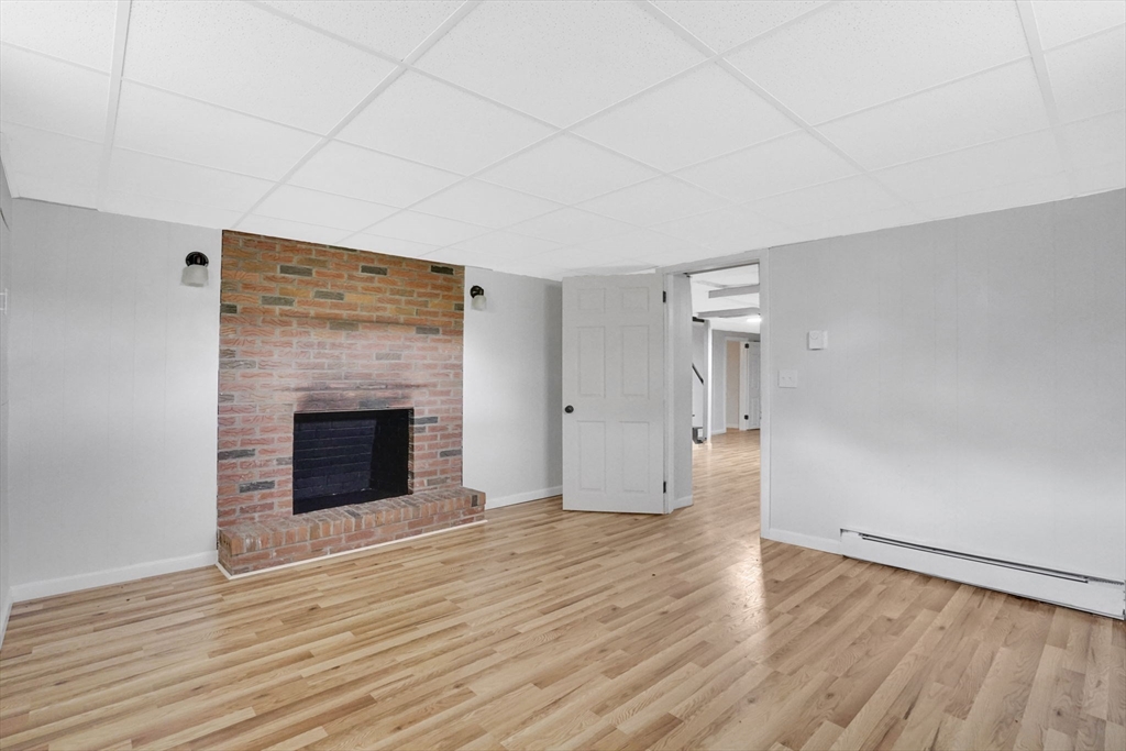 258 Rock Valley Road Holyoke, MA 01040 - Photo 39 of 42