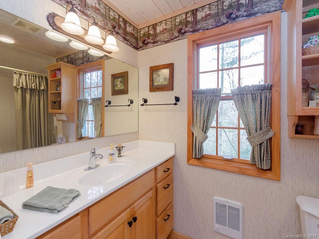 461-463 Concord Road Fletcher, NC 28732 - Photo 11 of 24 Gallery Image 11