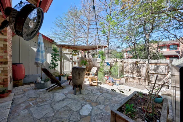 a view of outdoor space yard and patio