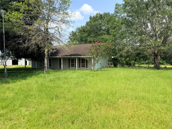 $330,000 | 1210 County Road 2099, Liberty, TX 77575