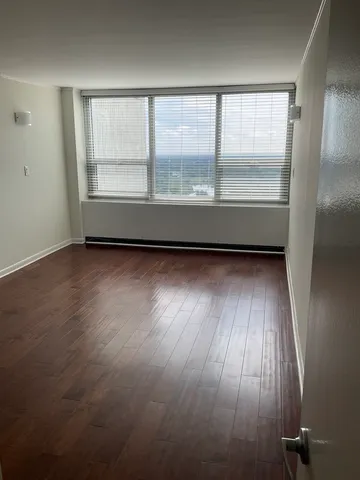 $445,000 | 1700 East 56th Street, Unit 36093610, Chicago, IL 60637