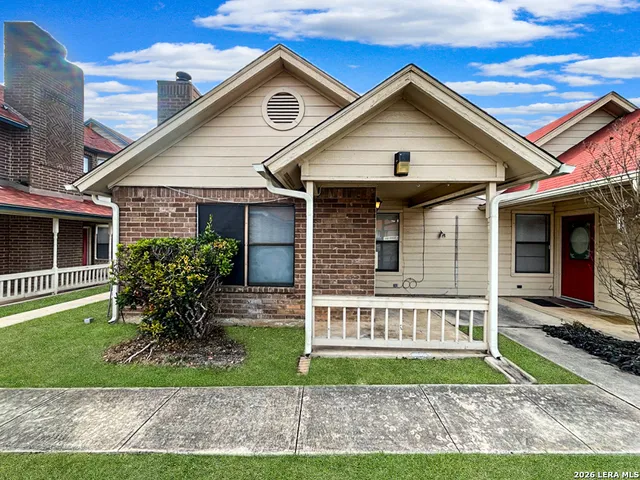 $850 | 6306 Queens Castle, Unit 4, San Antonio, TX 78218