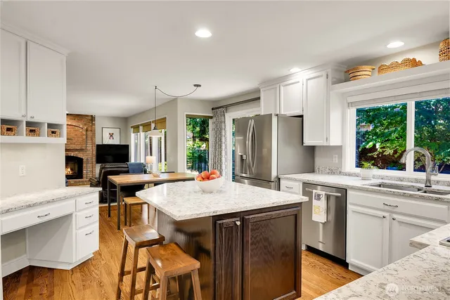 $1,250,000 | 5210 126th Street Southwest, Mukilteo, WA 98275