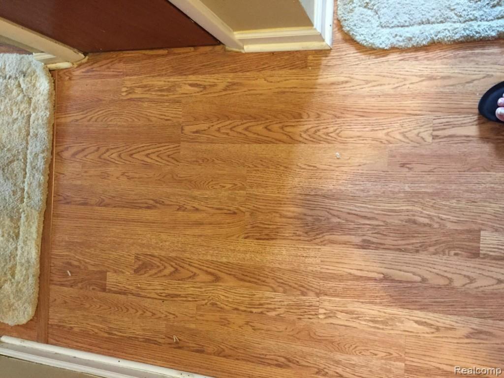 7600 Pardee Road Taylor, MI 48180 - Photo 11 of 21 Beautiful pergo floors flow throughout