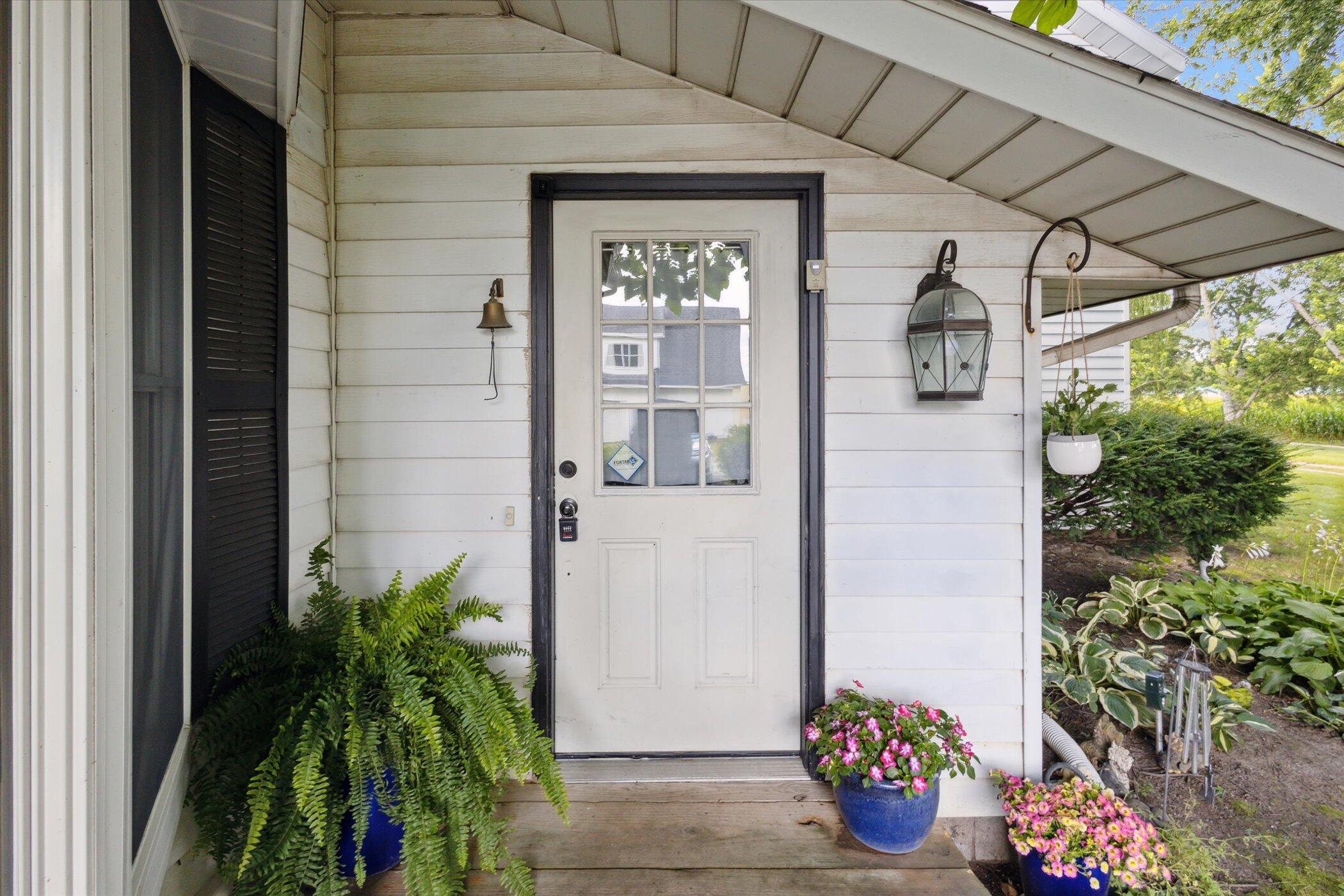 6982 Maple Grove Road Berrien Center, MI 49102 - Photo 8 of 68 38-6982