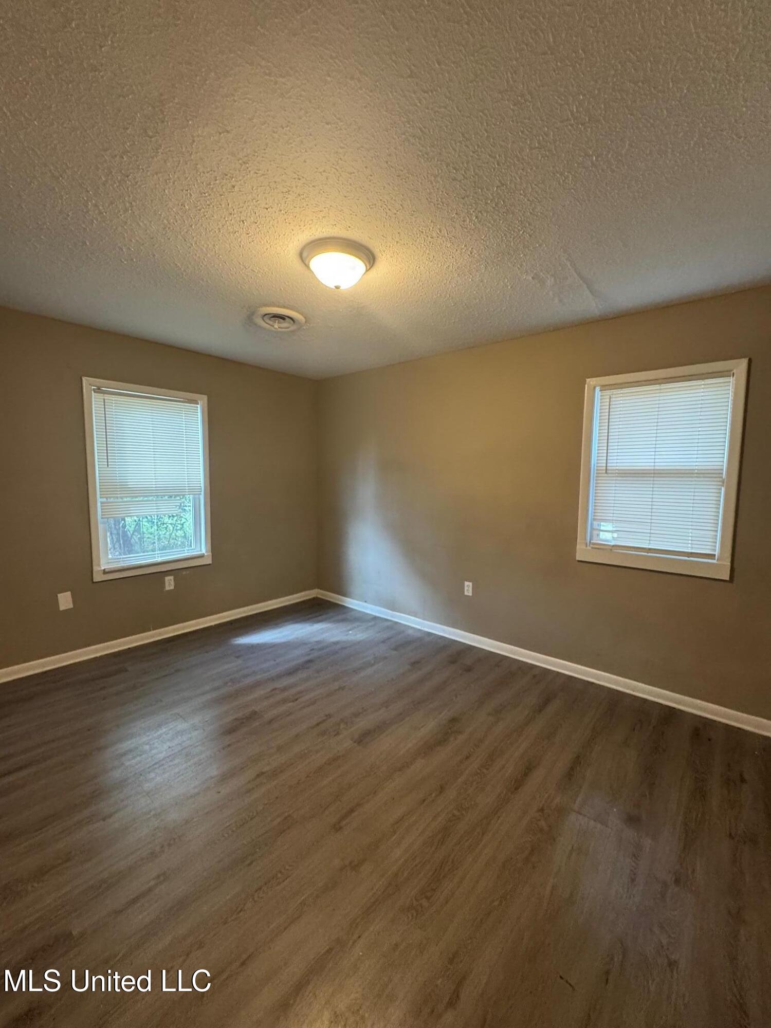 367 Queen Julianna Lane Jackson, MS 39209 - Photo 13 of 20 IMG_5939