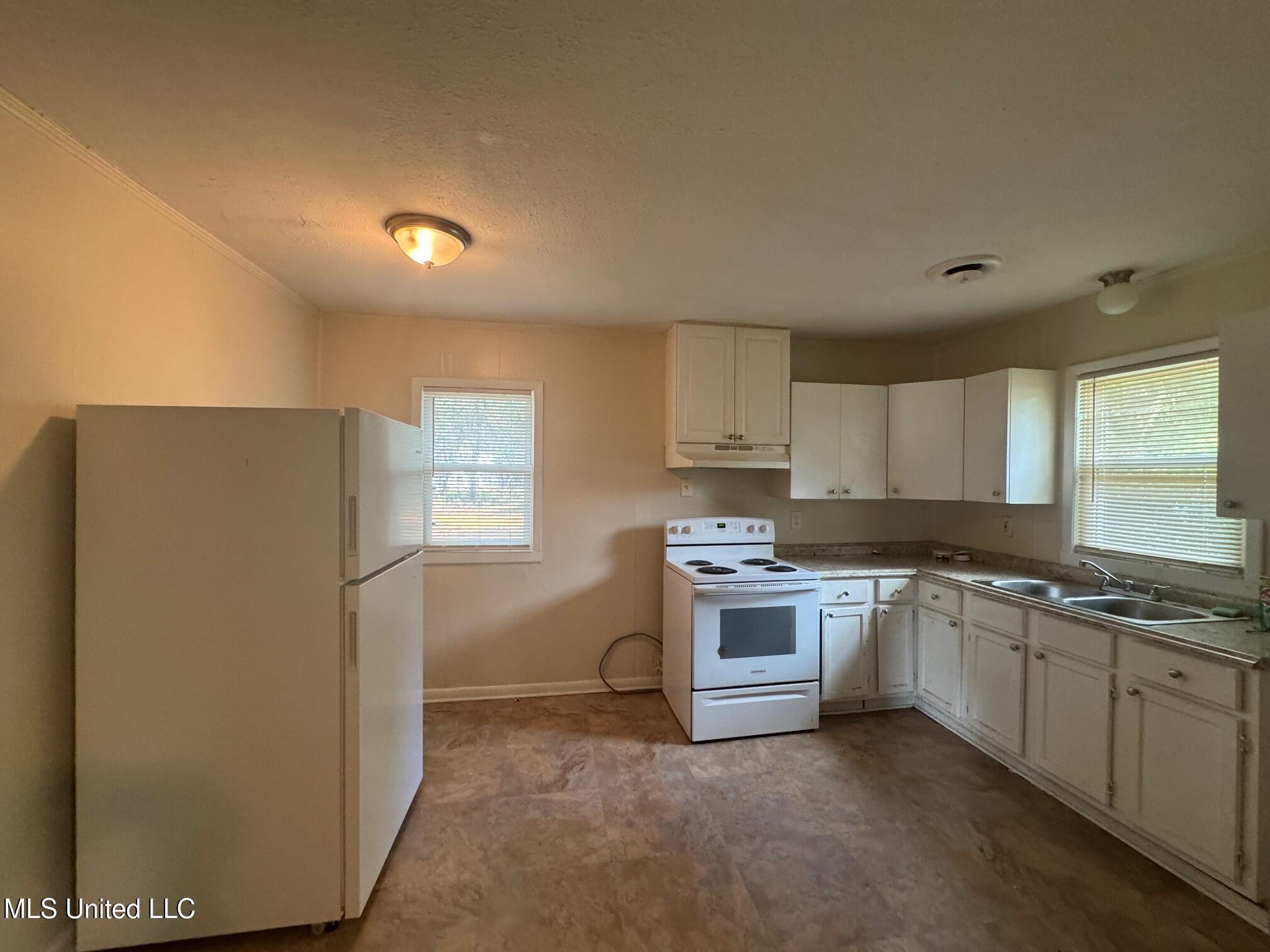 367 Queen Julianna Lane Jackson, MS 39209 - Photo 9 of 20 IMG_5934