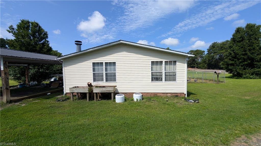 7205 Riley Lane Climax, NC 27233 - Photo 2 of 46 Side view