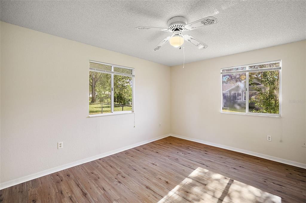 11471 Southwest 84th Court Road Ocala, FL 34481 - Photo 20 of 28 Gallery Image 20