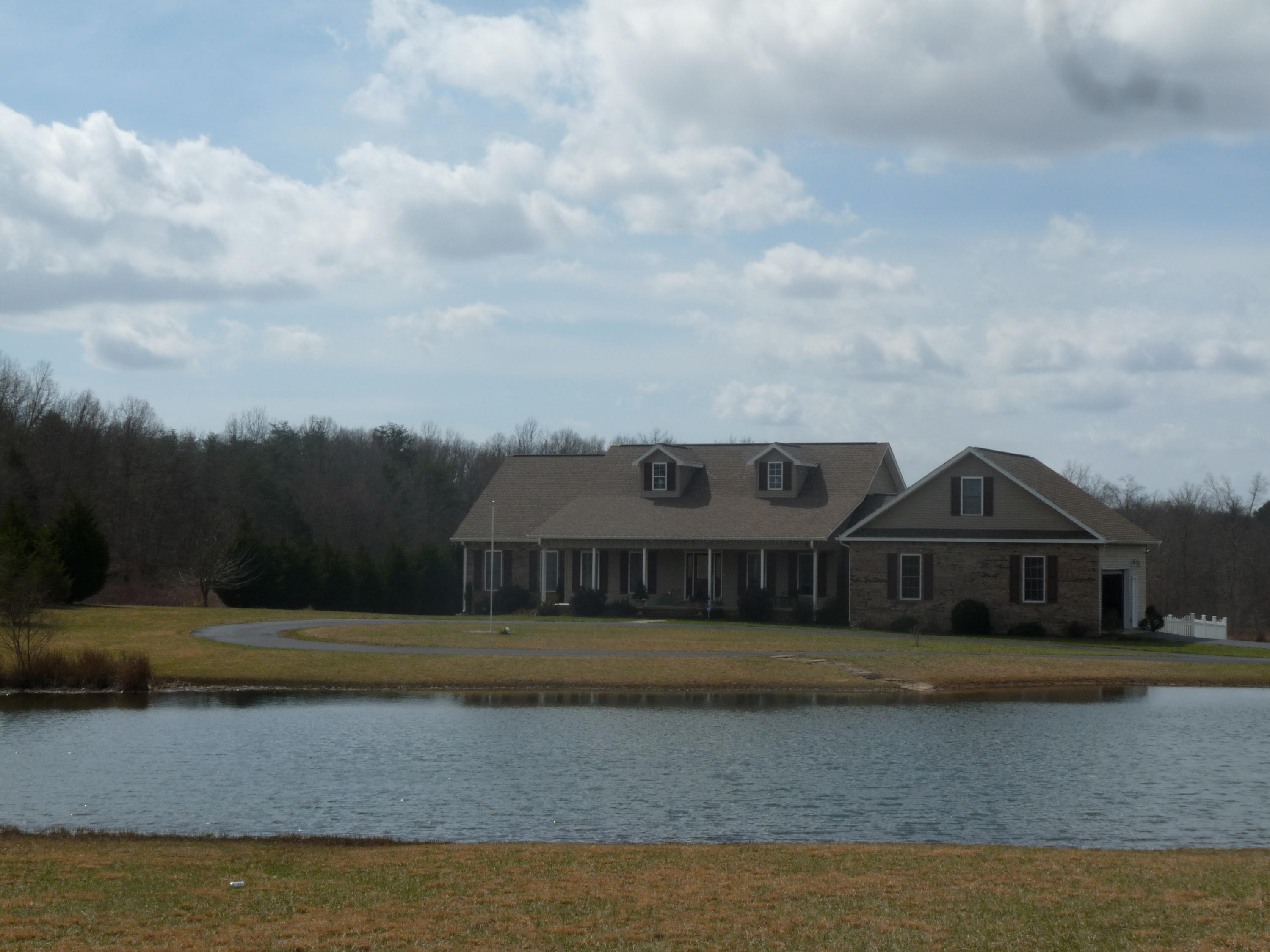 5668 Dunbar Road Crossville, TN 38572 - Photo 1 of 34 5668 Dunbar