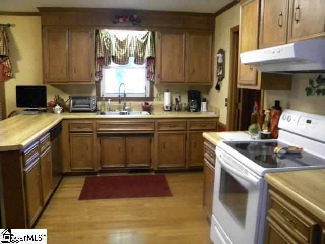 115 Sugar Cane Court Greer, SC 29650 - Photo 5 of 17 Gallery Image 5