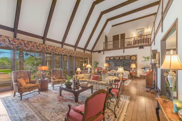 $599,500 | 918 Rue De Chene Vert, Abbeville, LA 70510