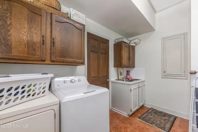 $599,500 | 918 Rue De Chene Vert, Abbeville, LA 70510