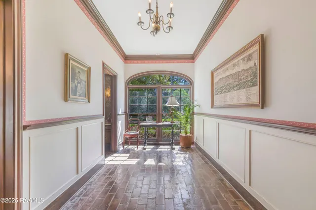 $599,500 | 918 Rue De Chene Vert, Abbeville, LA 70510