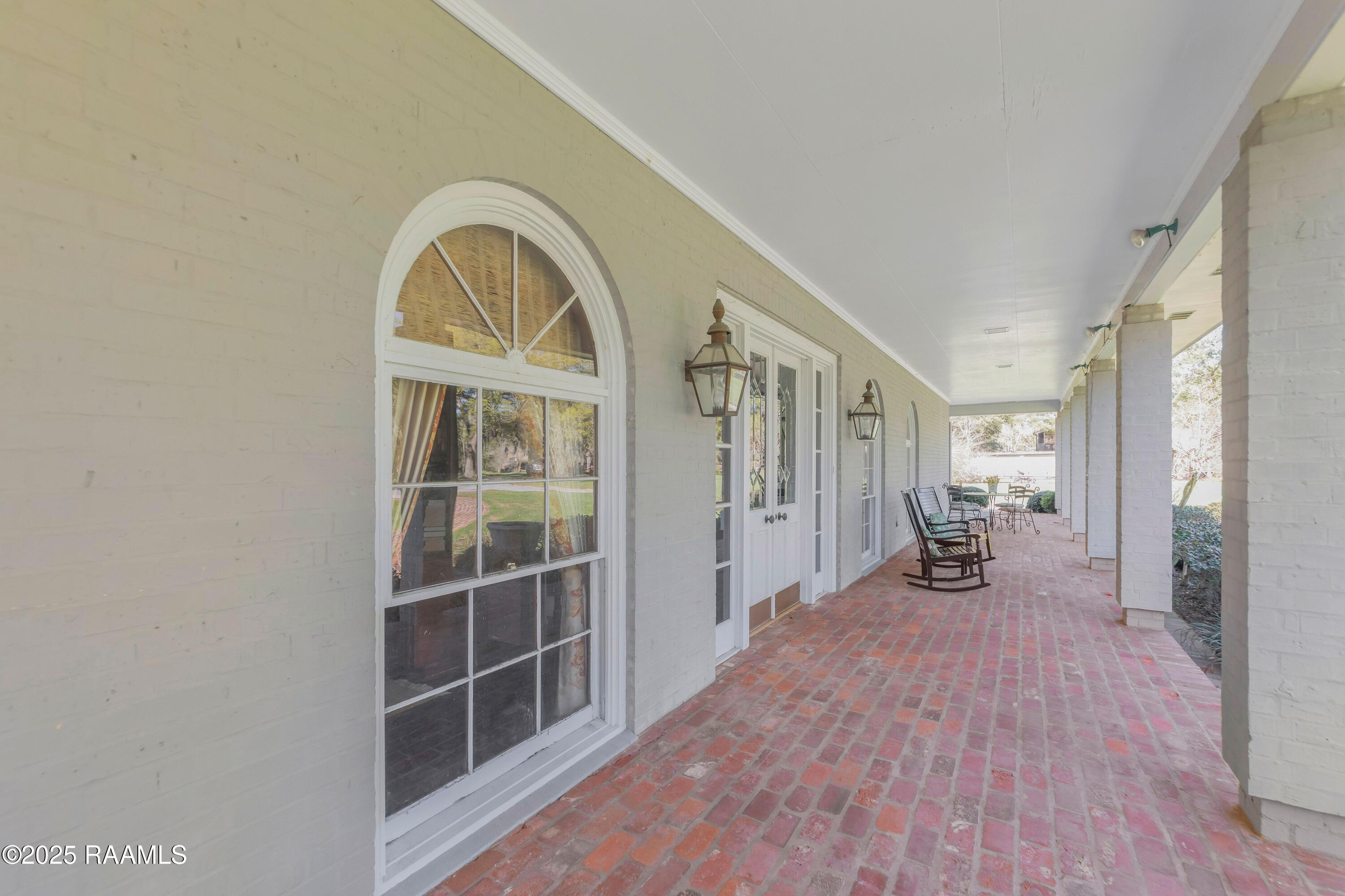 918 Rue De Chene Vert Abbeville, LA 70510 - Photo 2 of 38 918 Rue de Chene Vert Abbeville LA 70510