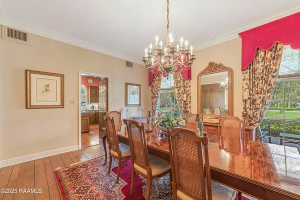 $599,500 | 918 Rue De Chene Vert, Abbeville, LA 70510