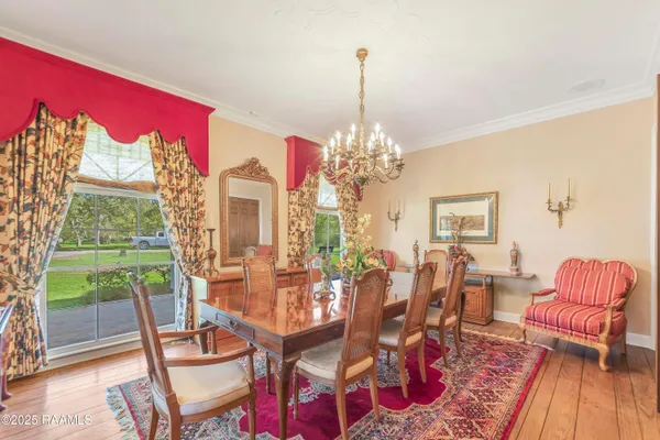 $599,500 | 918 Rue De Chene Vert, Abbeville, LA 70510