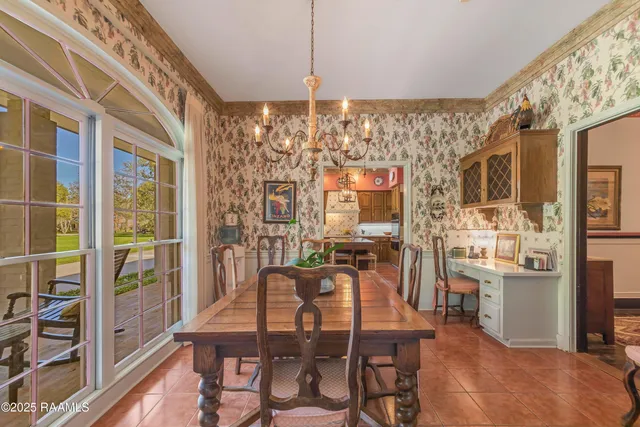 $599,500 | 918 Rue De Chene Vert, Abbeville, LA 70510