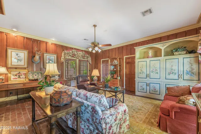 $599,500 | 918 Rue De Chene Vert, Abbeville, LA 70510