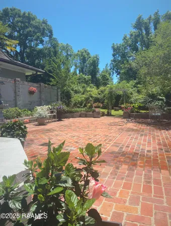 $599,500 | 918 Rue De Chene Vert, Abbeville, LA 70510