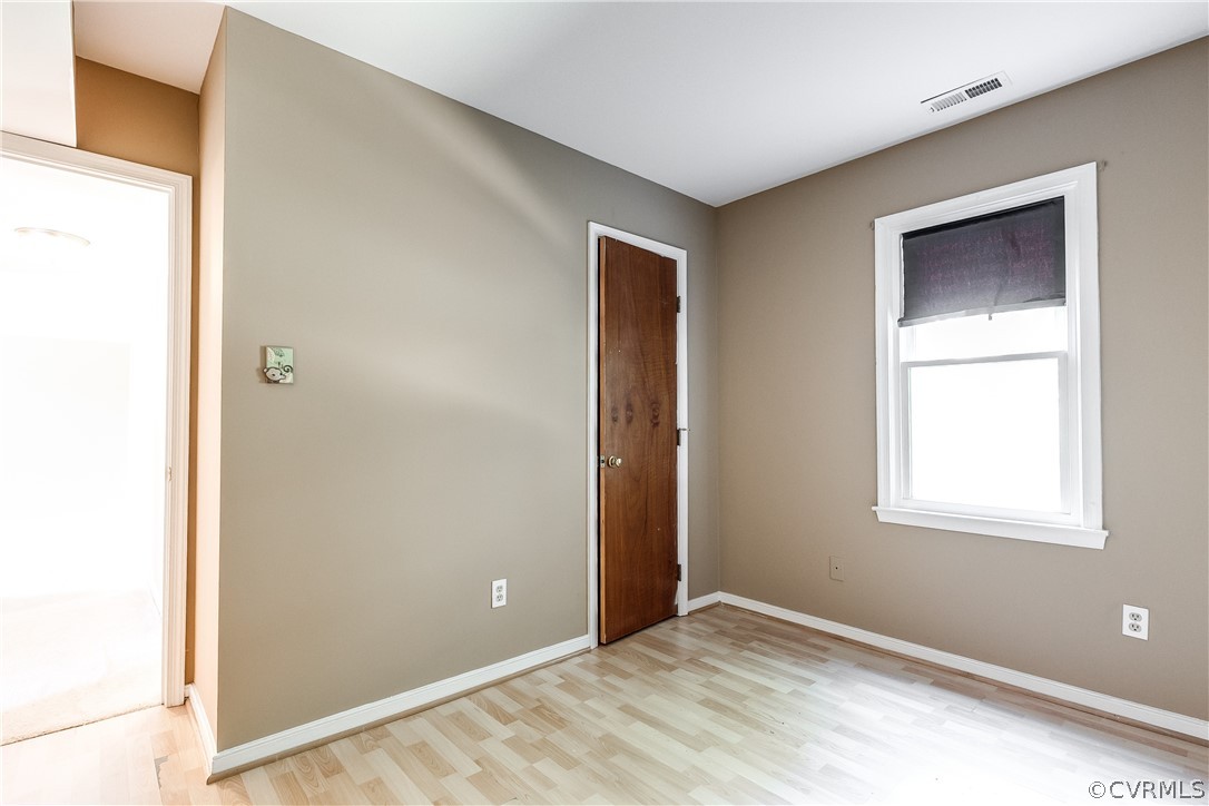 5212 South Jessup Road Chesterfield, VA 23832 - Photo 21 of 25 a view of an empty room with window and closet area