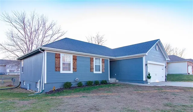 $294,900 | 1308 Deena Street, Pleasant Hill, MO 64080