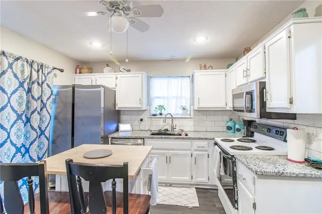 $294,900 | 1308 Deena Street, Pleasant Hill, MO 64080