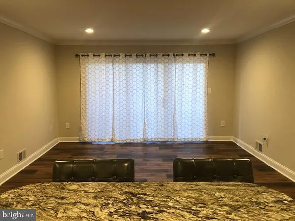 $2,400 | 28 Aspen Court, Hamilton, NJ 08619