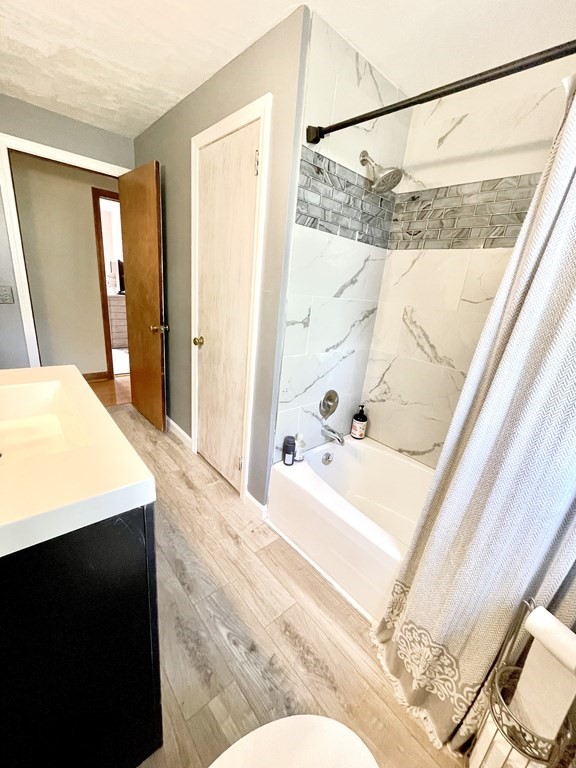 112 Laconia Street Springfield, MA 01129 - Photo 25 of 25