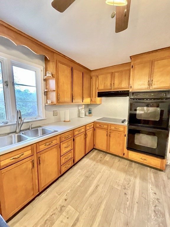 112 Laconia Street Springfield, MA 01129 - Photo 6 of 25