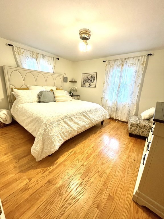 112 Laconia Street Springfield, MA 01129 - Photo 9 of 25