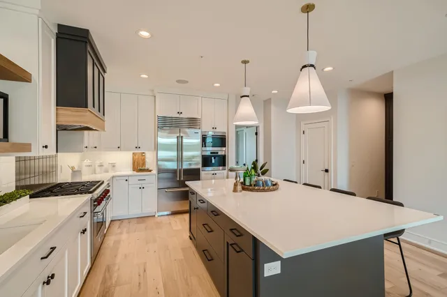 $1,549,900 | 1883 Symes Street, Long Lake, MN 55356