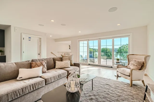 $1,549,900 | 1883 Symes Street, Long Lake, MN 55356