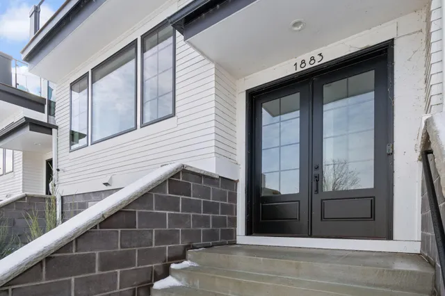 $1,549,900 | 1883 Symes Street, Long Lake, MN 55356