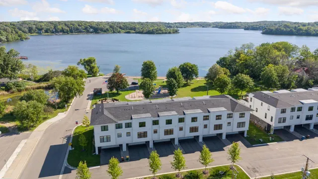 $1,549,900 | 1883 Symes Street, Long Lake, MN 55356