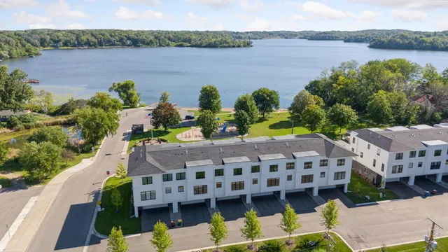 $1,549,900 | 1883 Symes Street, Long Lake, MN 55356