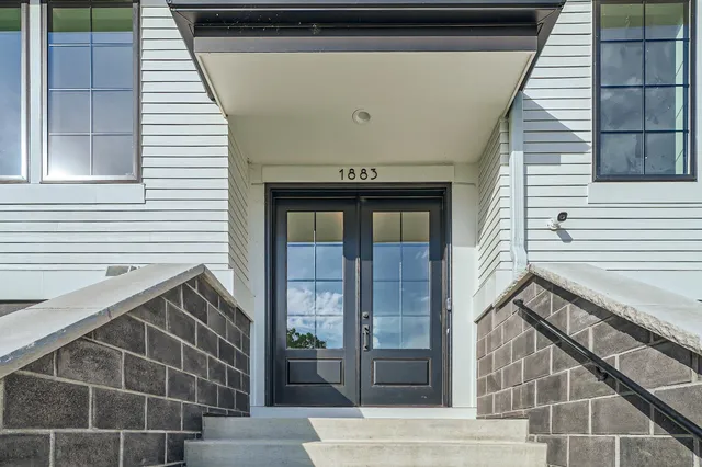 $1,549,900 | 1883 Symes Street, Long Lake, MN 55356