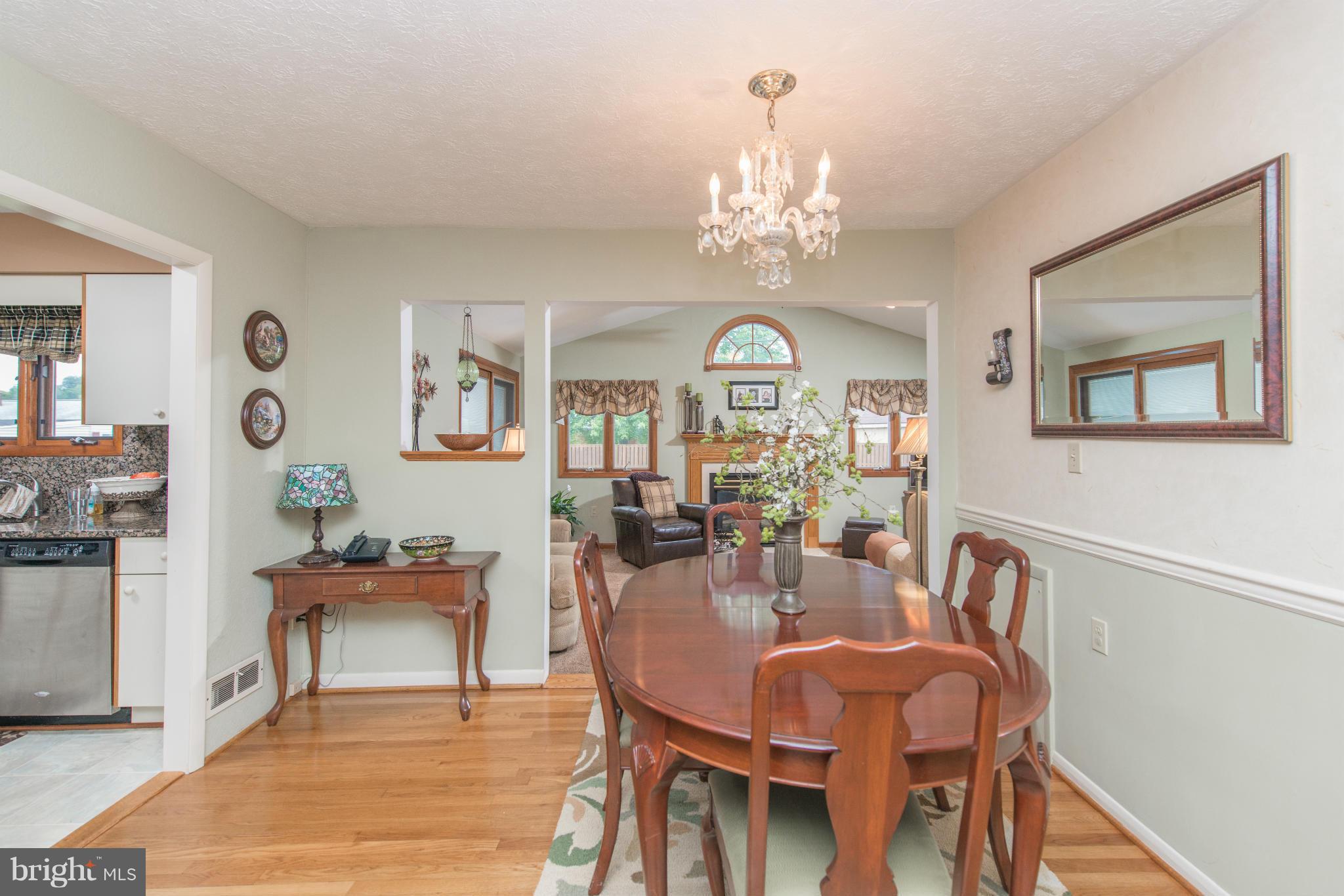 2444 Woodcroft Road Baltimore, MD 21234 - Photo 5 of 28 Dining Room