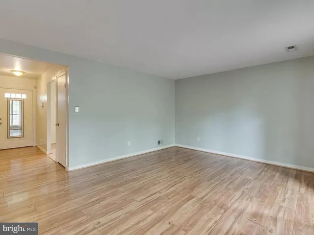 $2,400 | 8461 Diablo Court, Alexandria, VA 22309