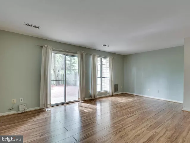 $2,400 | 8461 Diablo Court, Alexandria, VA 22309