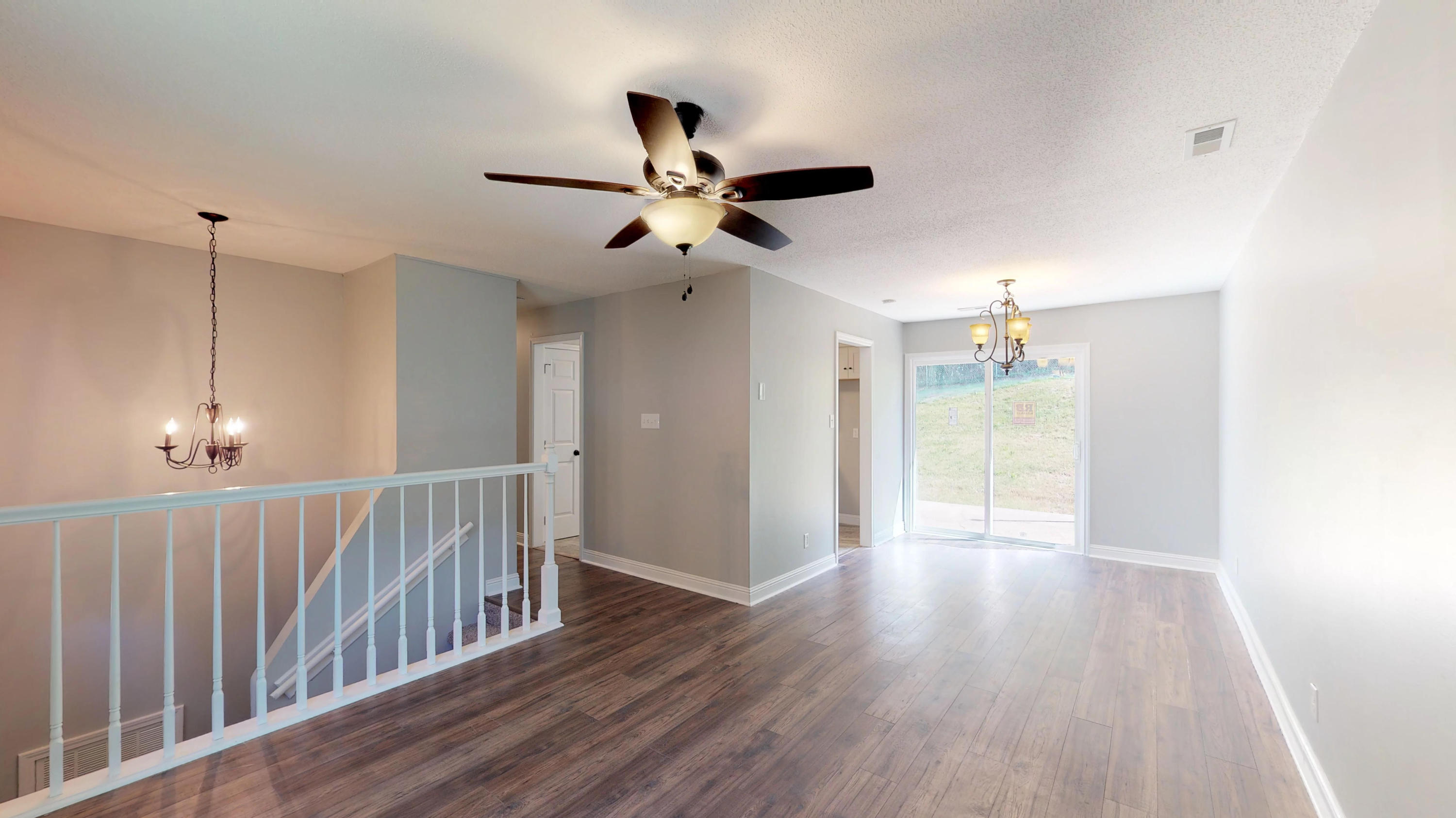 712 Taylor Road Knoxville, TN 37920 - Photo 22 of 27 712-Taylor-Road-Living-Room(1)