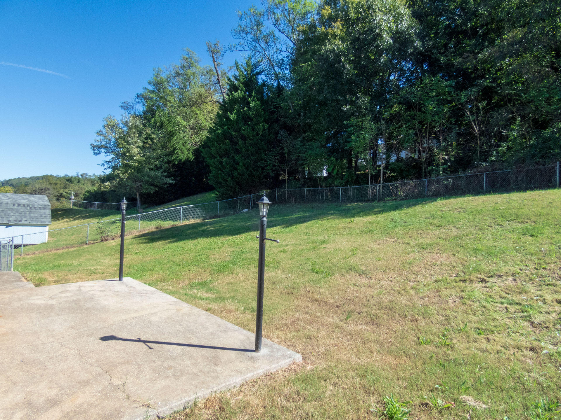712 Taylor Road Knoxville, TN 37920 - Photo 4 of 27 backyard-2