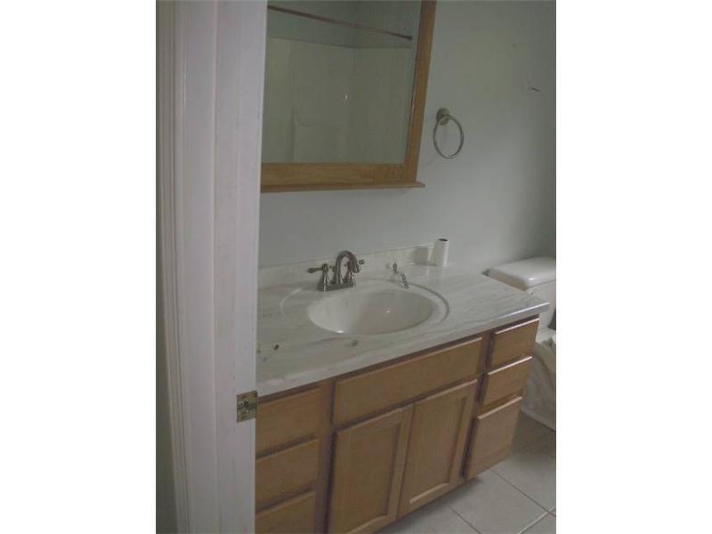 729 Coles Hill Road Wells, ME 04090 - Photo 24 of 29 Bathroom.