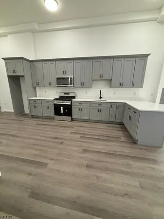 $2,250 | 24 Elm Street, Unit 201, Paterson, NJ 07501