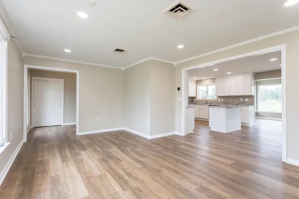 $450,000 | 248 Shenvalee Drive, New Market, VA 22844