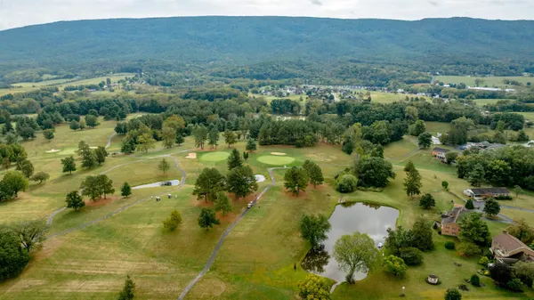 $450,000 | 248 Shenvalee Drive, New Market, VA 22844