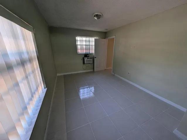 $1,200 | 2817 Dolphin Drive, Miramar, FL 33025