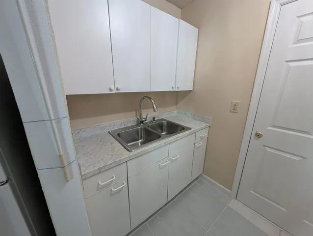 $1,200 | 2817 Dolphin Drive, Miramar, FL 33025