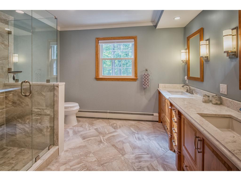 44 Goodwins Way Rochester, NH 03867 - Photo 20 of 32